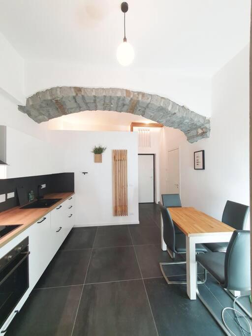 L'Arco Trieste Studio Living 2 Eksteriør bilde